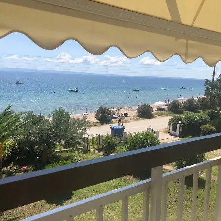 District 01 Beachfront *