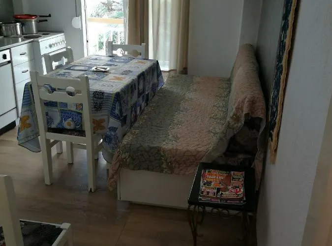 District 01 Beachfront Tatil Evi