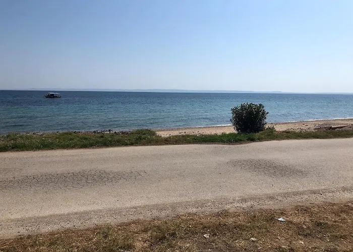 Tatil Evi District 01 Beachfront Metamorfosi (Sithonia)