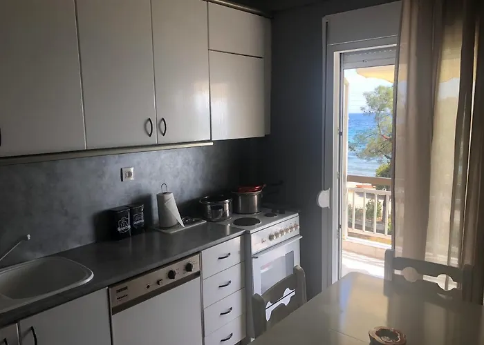 District 01 Beachfront Tatil Evi *